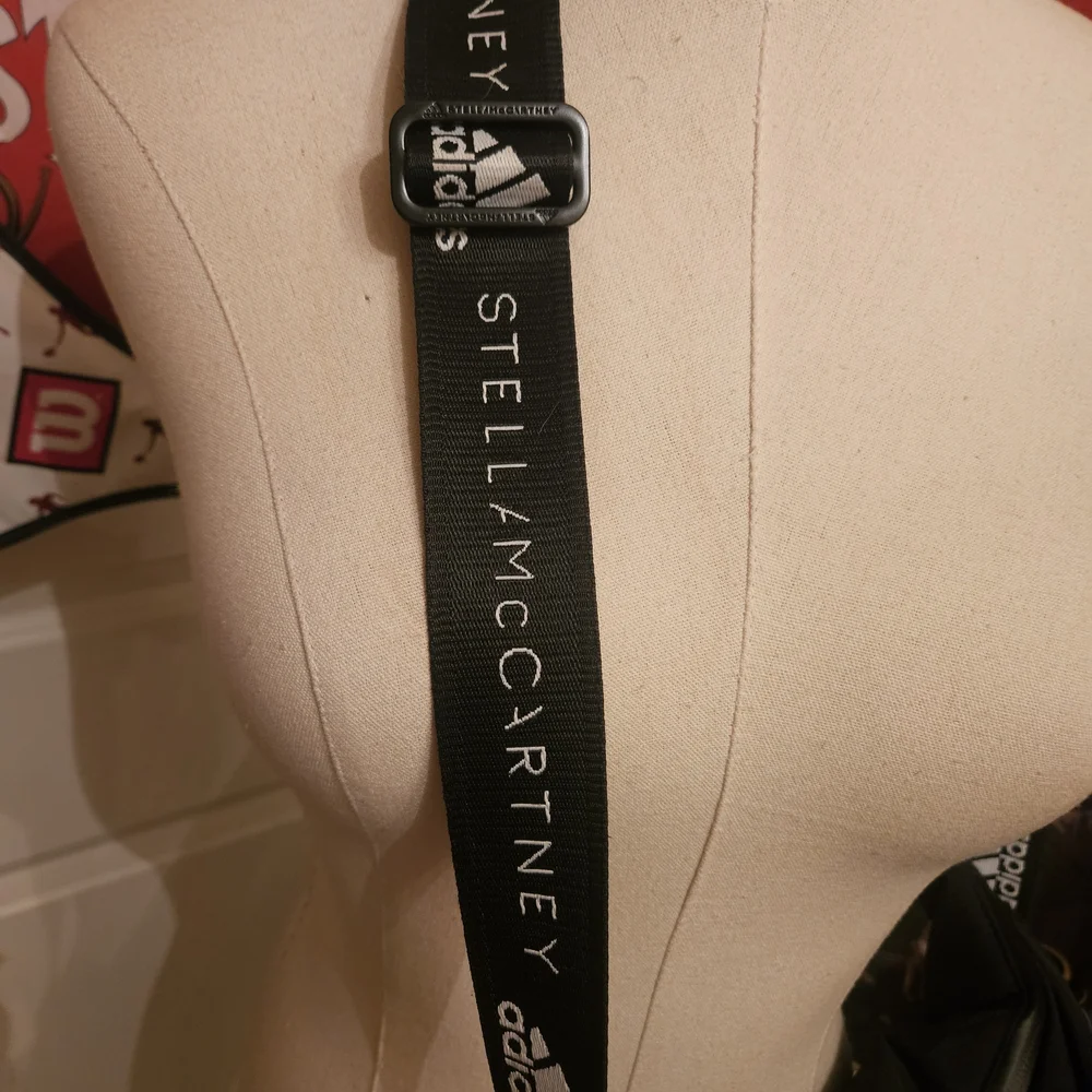 Stella McCartney Black Convertible Crossbody / Backpack Bag - Picture 2 of 8